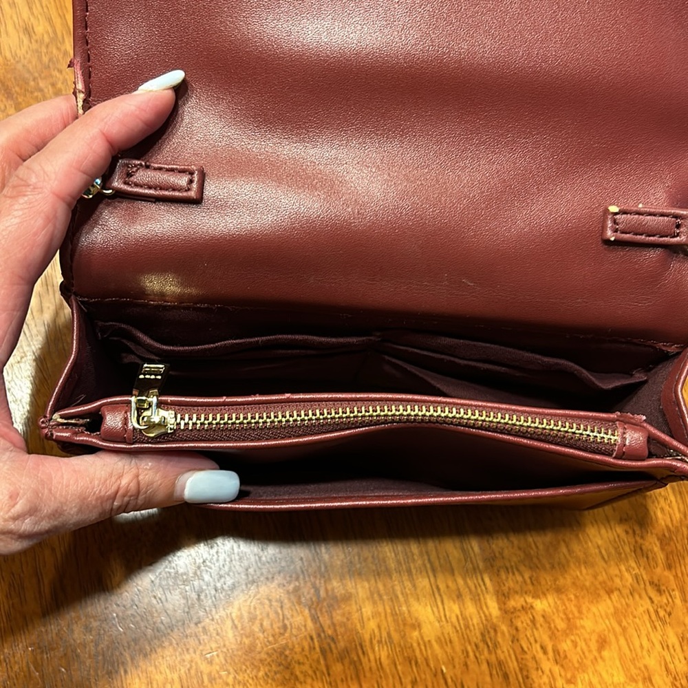 Satchel - Picture 4 of 4